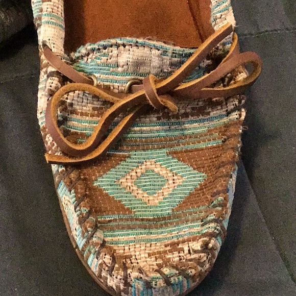 Moccasins- Almost New - Picture 2 of 5